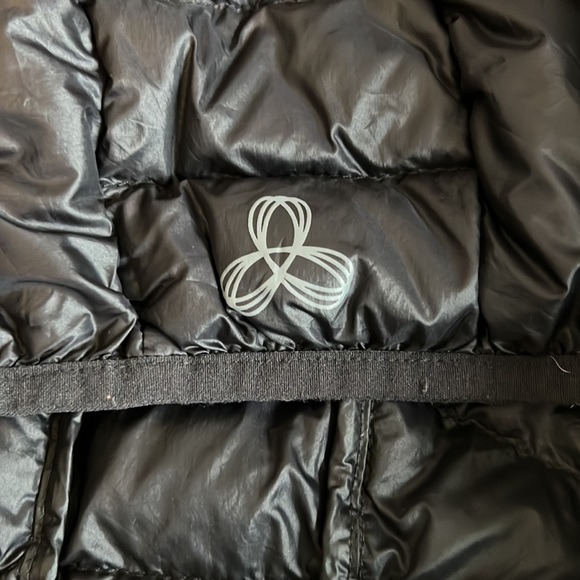 TNA puffer - Picture 3 of 5